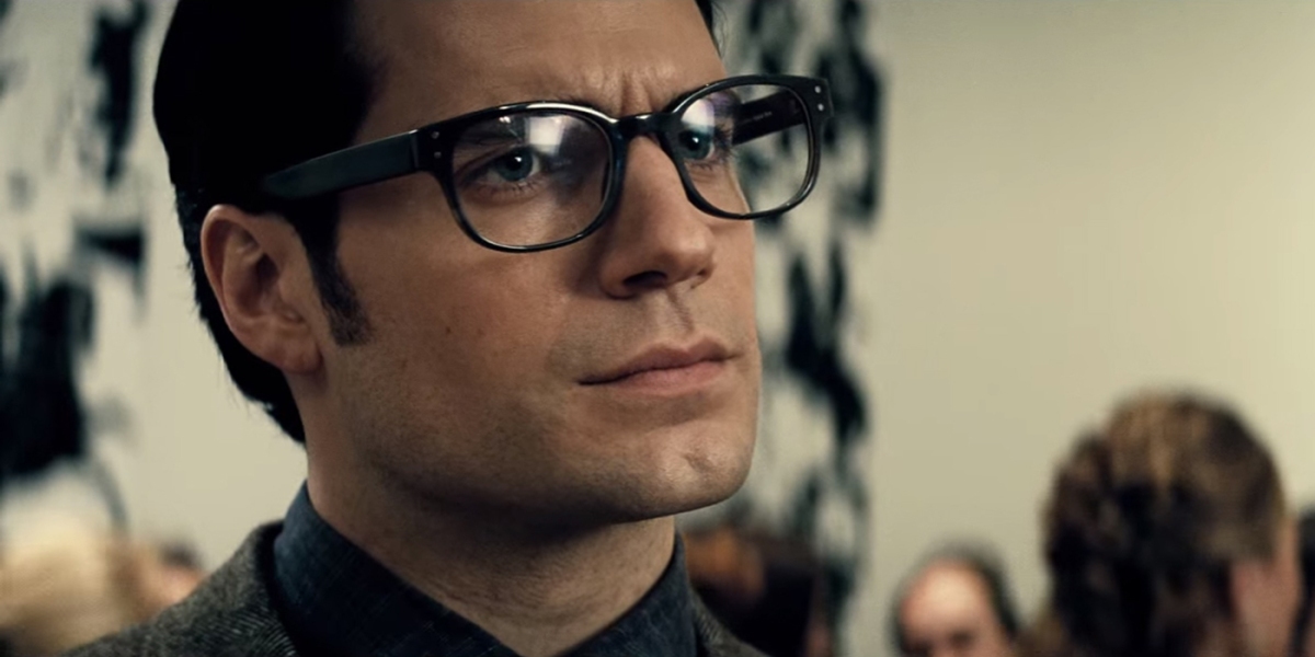 henry-cavill-clark-kent-glasses-disguise